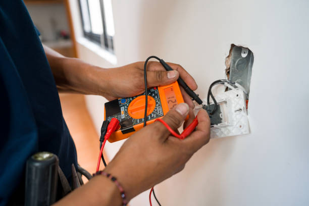 Best Licensed Electrician  in Hewlett, NY